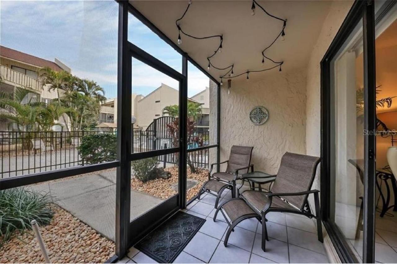 Апартаменти Siesta Key Escape Ground Floor Steps To Heated Pool And Free Trolley Екстер'єр фото