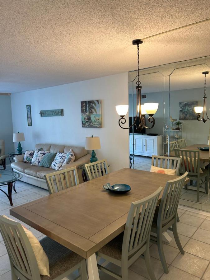 Апартаменти Siesta Key Escape Ground Floor Steps To Heated Pool And Free Trolley Екстер'єр фото