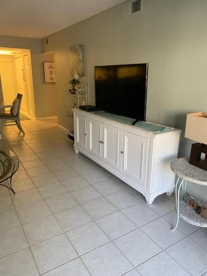 Апартаменти Siesta Key Escape Ground Floor Steps To Heated Pool And Free Trolley Екстер'єр фото